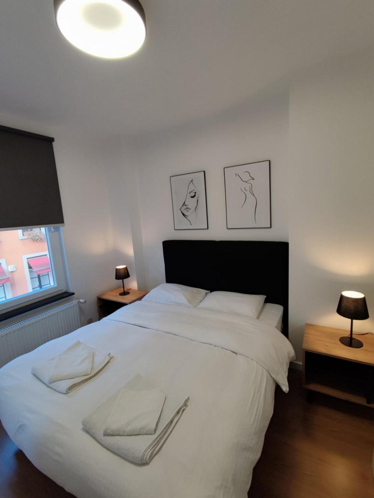 Quartier Louise Studios Bruxelas Exterior foto