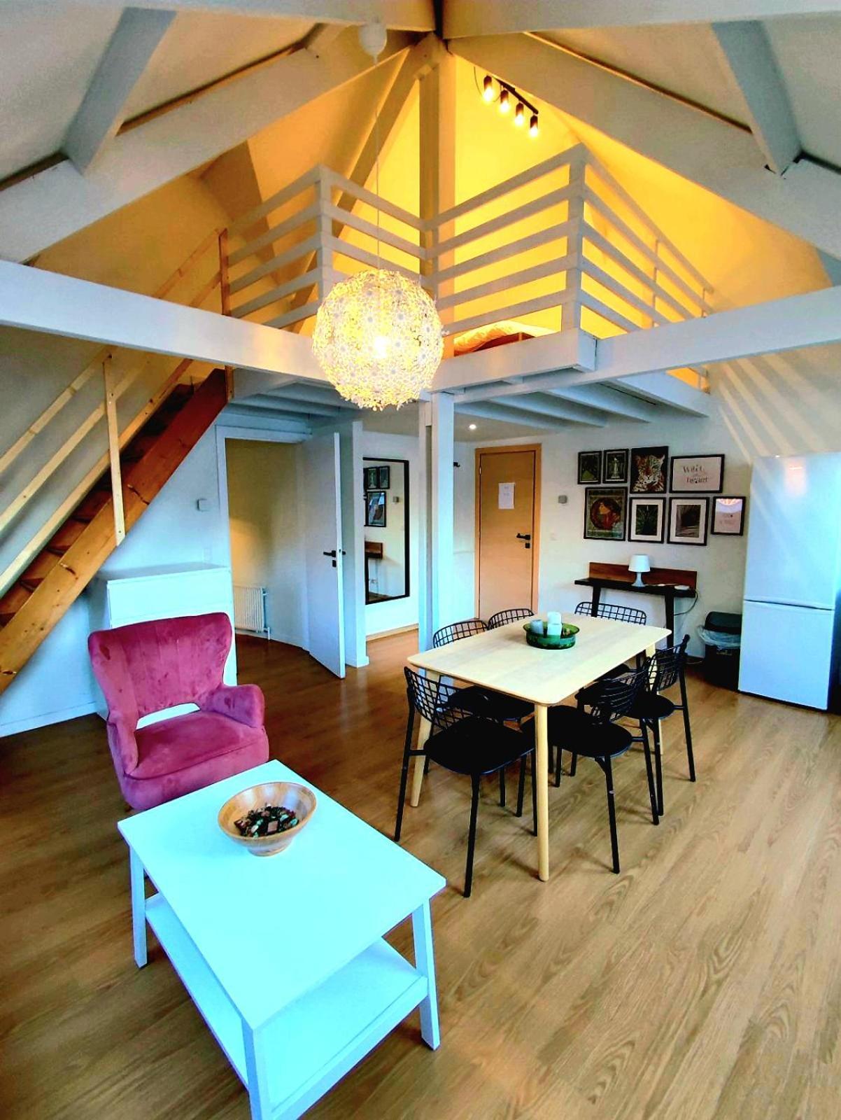 Quartier Louise Studios Bruxelas Exterior foto
